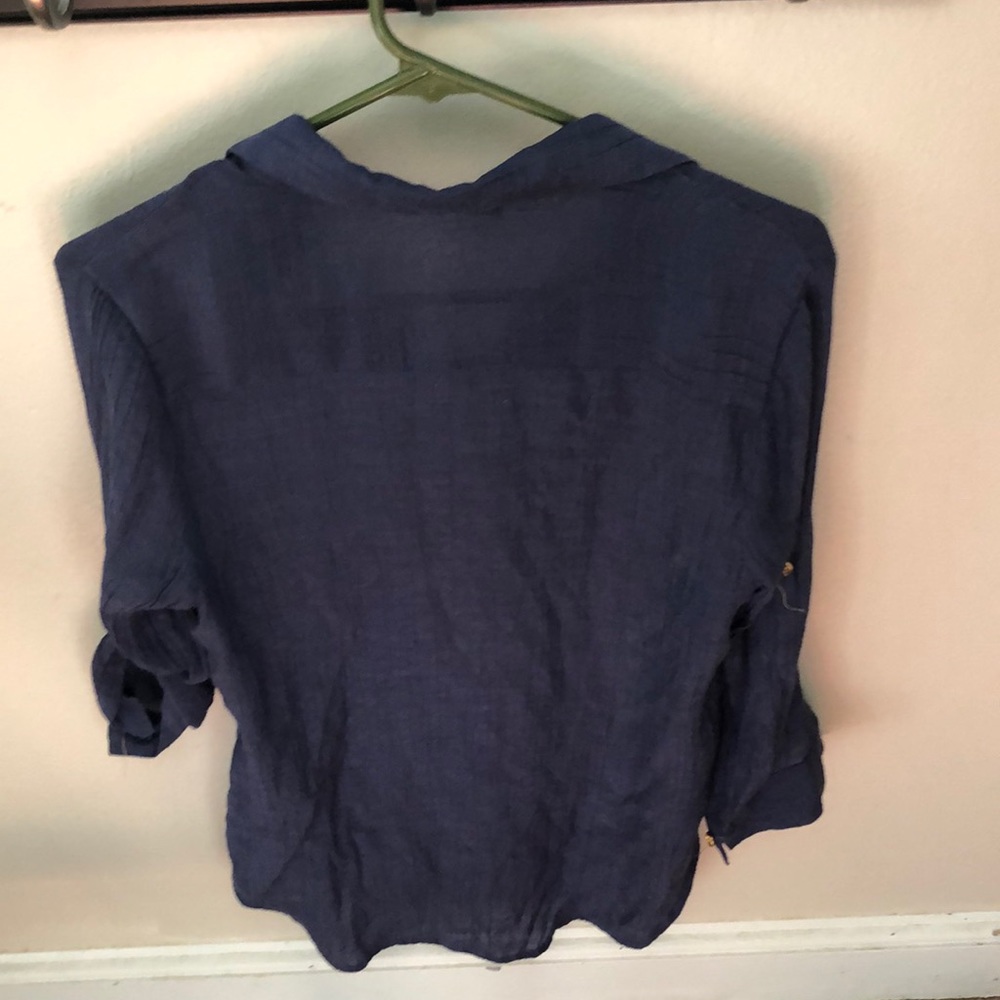 Button down shirt - Picture 2 of 3